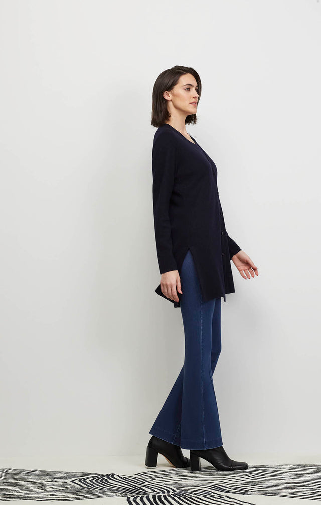 Model Wearing Garniture-Blu - Navy Cashmere Cardigan - Ecomm Image